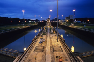 Locks Panama Canal Panama Phot 10325271