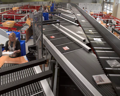 The sorting and distribution systems are used in distribution centers throughout the world.