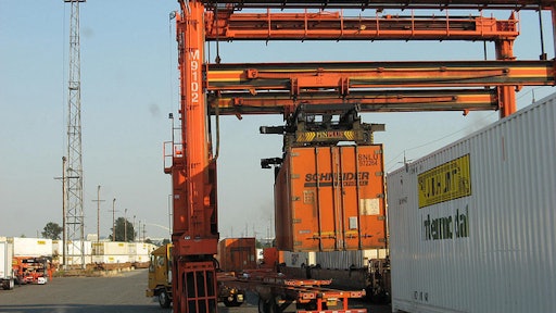 Schneider Intermodal announced this week it streamlined its cross-border clearance and inspection service for select commodities that move into Mexico via rail.