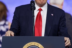 32999879171 ca21418912 b 5901f3ea42865