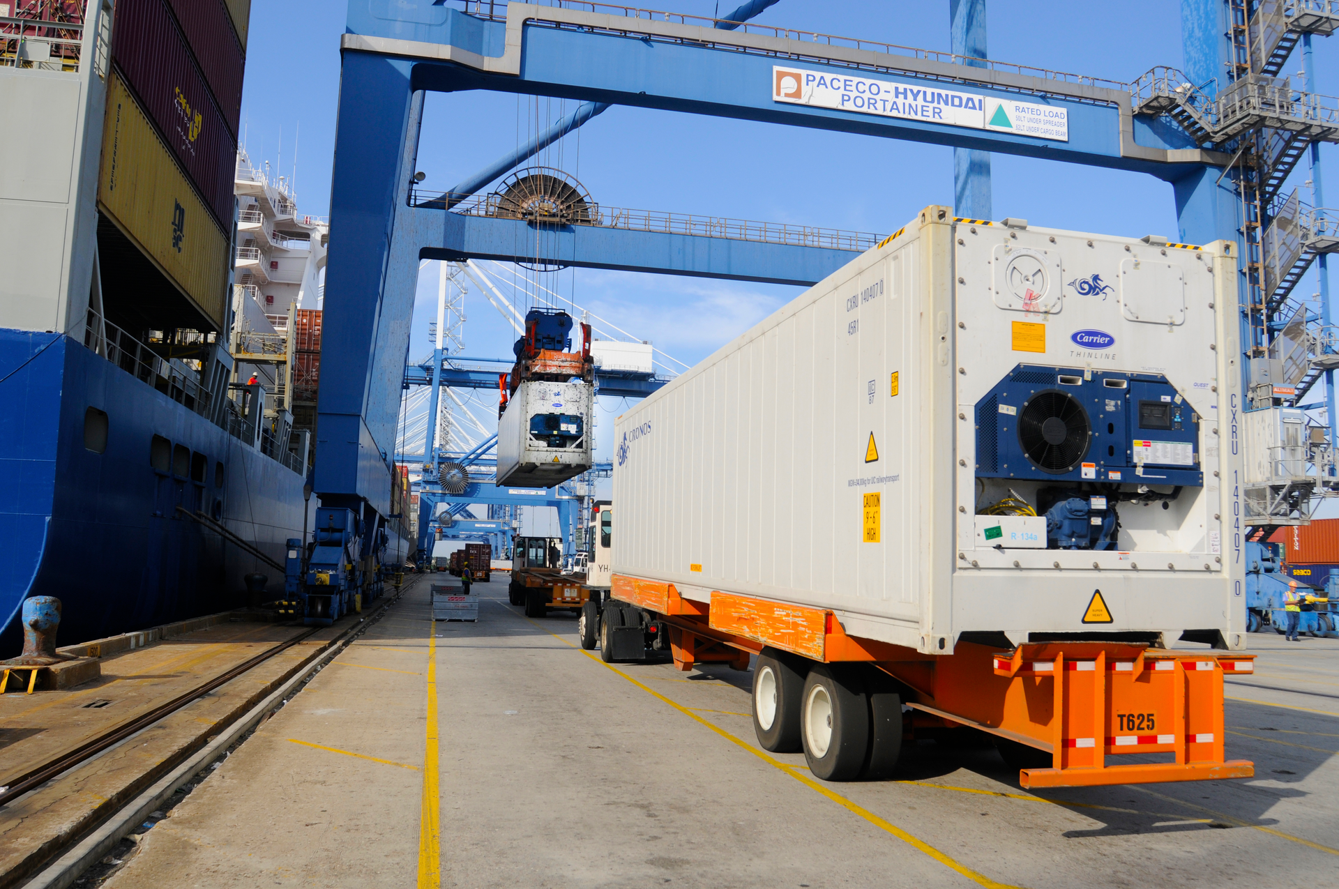 refridgerated container loading 8259 59651c1372db5