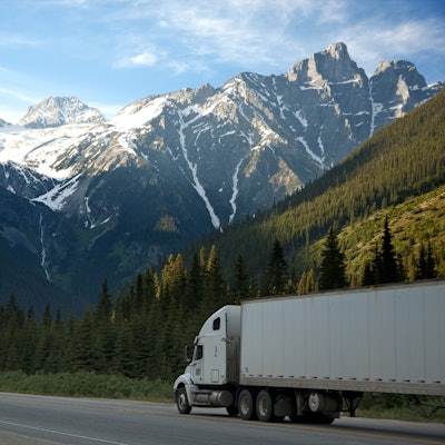Logistics Lorry Mountains 93398
