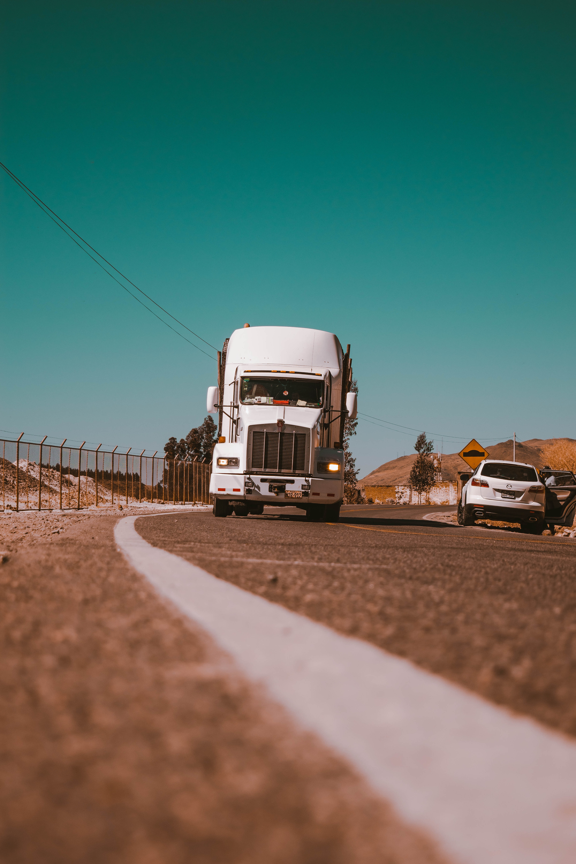 Orlando Leon 4 H I H Rjky A Unsplash