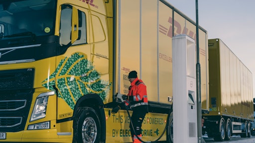Dhl Volvo Truck