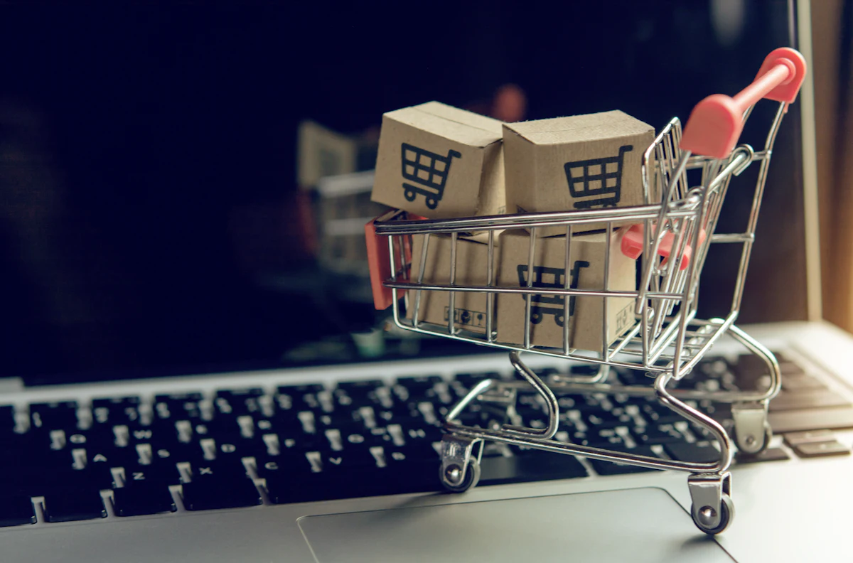 Holiday Sales Projected to Increase 4-7% Despite Inflation - Vimarsana News