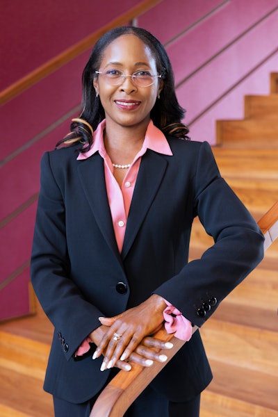 Lana Burrell, Head, Contract Development & Manufacturing Organization, Global Supply Chain, Roche