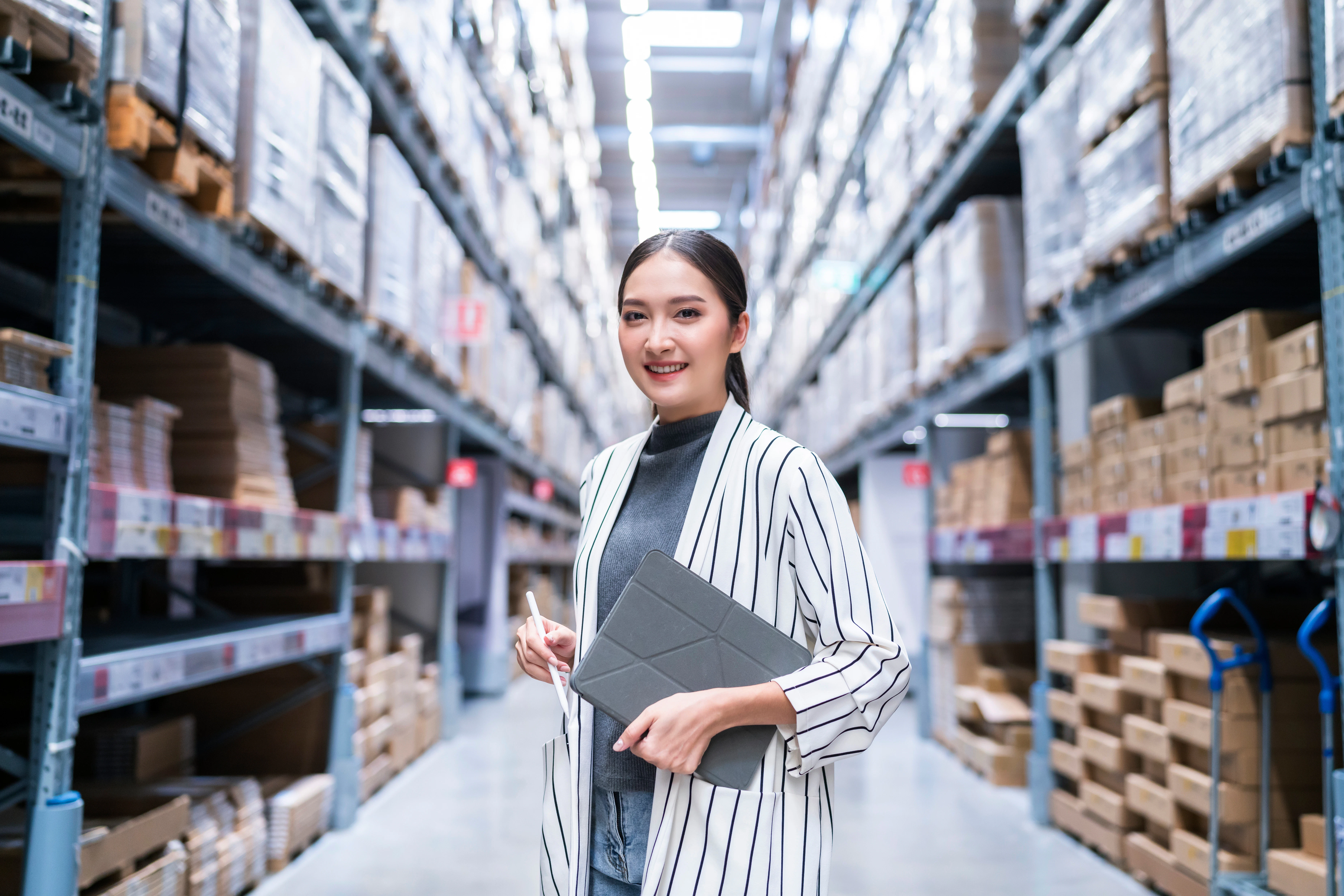 Analyzing Retailers' Peak Performance in 2023 | Supply & Demand Chain Executive - Vimarsana News