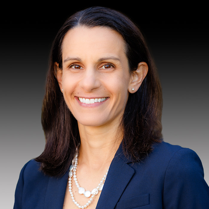 Headshot Emily Gallo Headshot