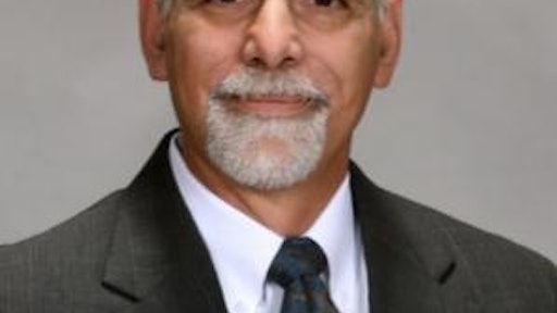 Kurt Beal joins e-LYNXX Corp. as client services specialist in company's American Print Management Division.