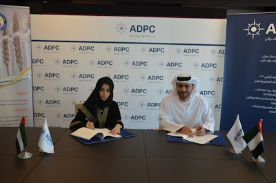 (From left) Dr. Mariam Hareb Sultan Al- Yousuf, Executive Director of Policy and Regulations Sector, and Captain Mohamed Al Shamisi, Executive Vice President of Ports Unit at ADPC during the signing.