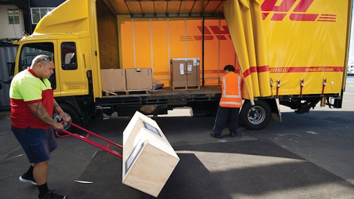 Dhl Image 10738876