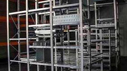 Hannibal Industries’ Metalsistem Mezzanine features both the UNIRACK and Super 1-2-3 shelving products.