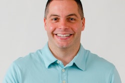 Tom 11602558