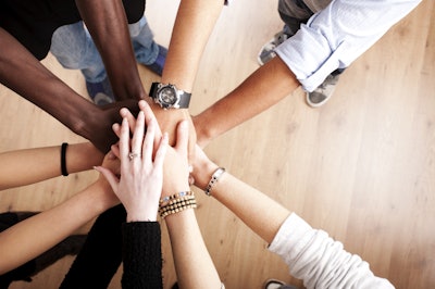 iStock Collaboration 561fb80f012eb