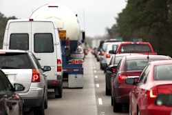 iStock Traffic 56128af91ec31