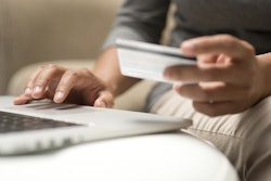 iStock ecommerce 5616760b988d8