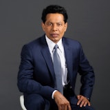 Ron Atapattu, President & Founder of Overseas Cargo, Inc., has more than 30 years of experience handling supply chain management, distribution, transportation, inventory management and warehousing for some of the world’s most recognizable brands.