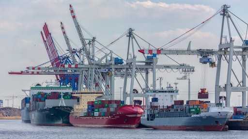 U.S. Labor Secretary Thomas Perez toured automated operations at the Port of Hamburg over the weekend, which he called “one of the most modern ports in the world.'