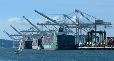 PortofOakland 3 572cc107c3937