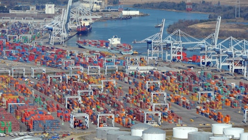 Containers at Port of Savannah 57603ded79357