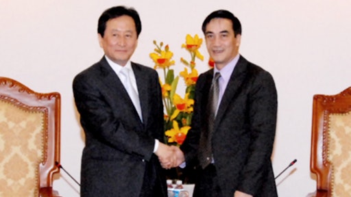 “With or without the TPP, our goal is to improve our investment environment,” Tran Xuan Ha (pictured on the right), a deputy finance minister, said in an interview in Hanoi.
