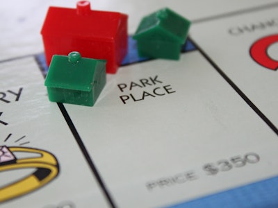 Real Estate 5849853935f92