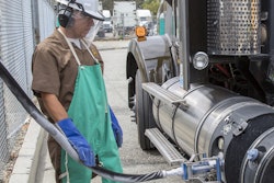 UPS LNG tractor being fueled edits 58ca97d572ac1