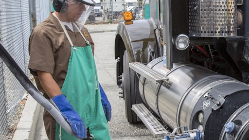 UPS LNG tractor being fueled edits 58ca97d572ac1