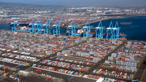 APM Terminals LA 5942f4cb5e380