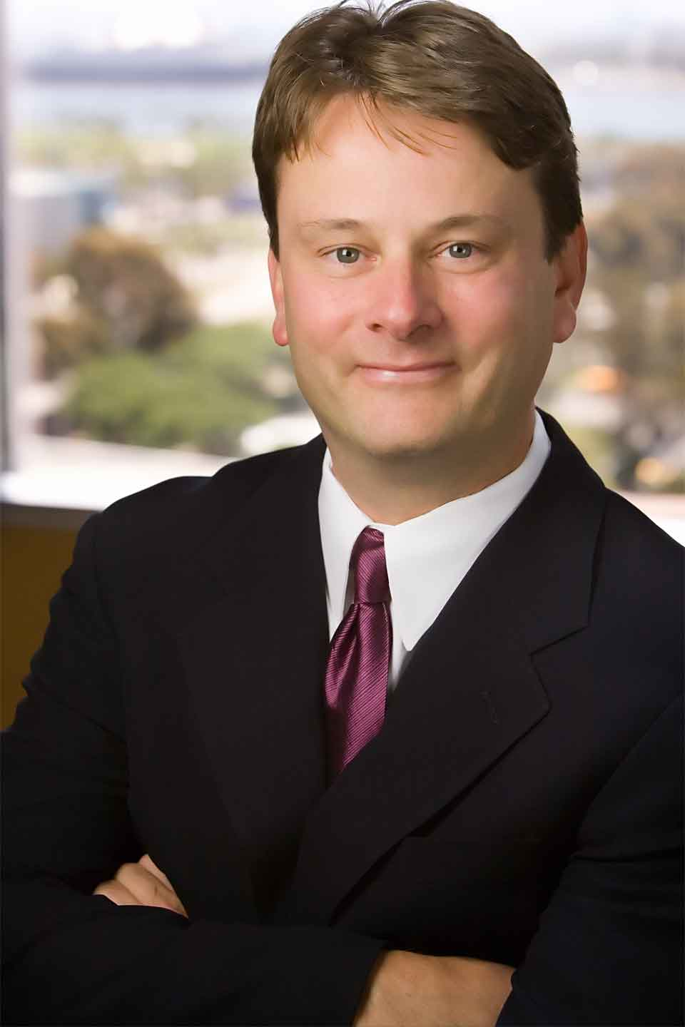 IBASEt Tom Hennessey 5941a3d436904 Headshot