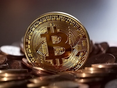 Bitcoin Currency Decentralized Coin Money Virtual 2008262 595cf5912f26d
