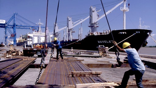 Steel on Wharf Port of New Orleans 5967be9b23077