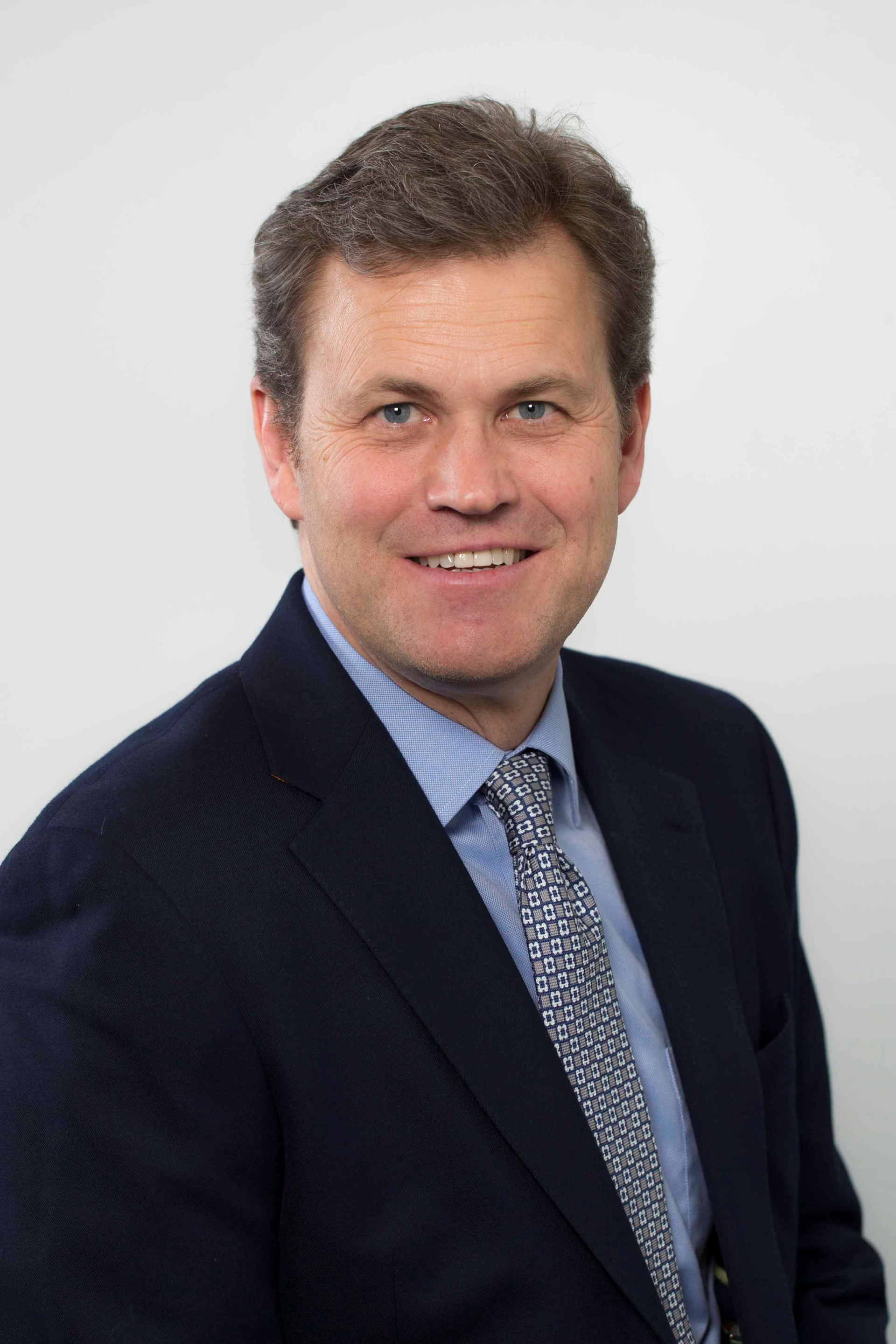 Henning Holter Headshot