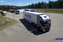 Maxresdefault 5b75c6394b97b