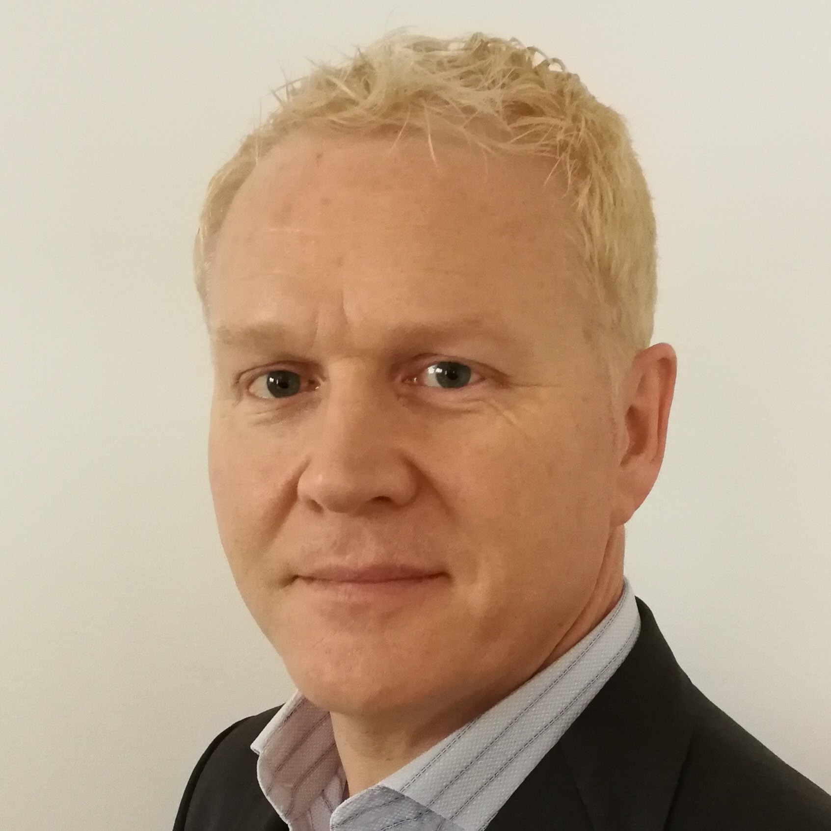 Shaun Phillips Headshot