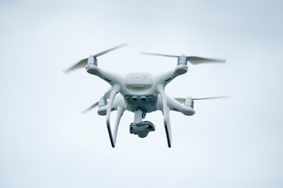 Camera Drone Flying 1093236
