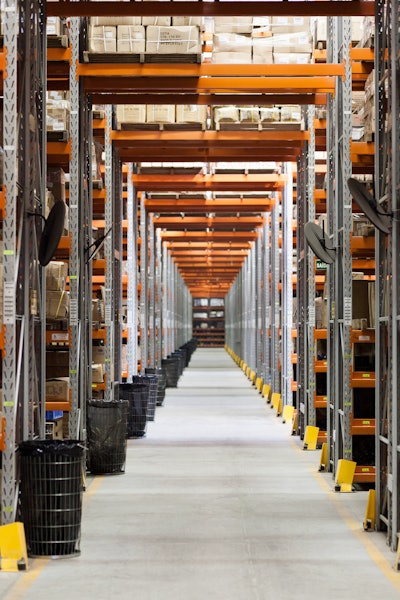 Warehouse 1073568 Unsplash