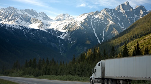 Logistics Lorry Mountains 93398