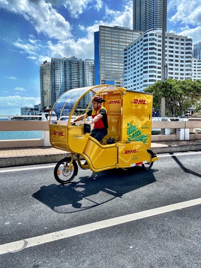 Dhl