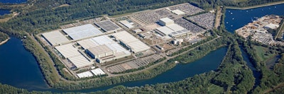 Mercedes Benz Global Logistics Center