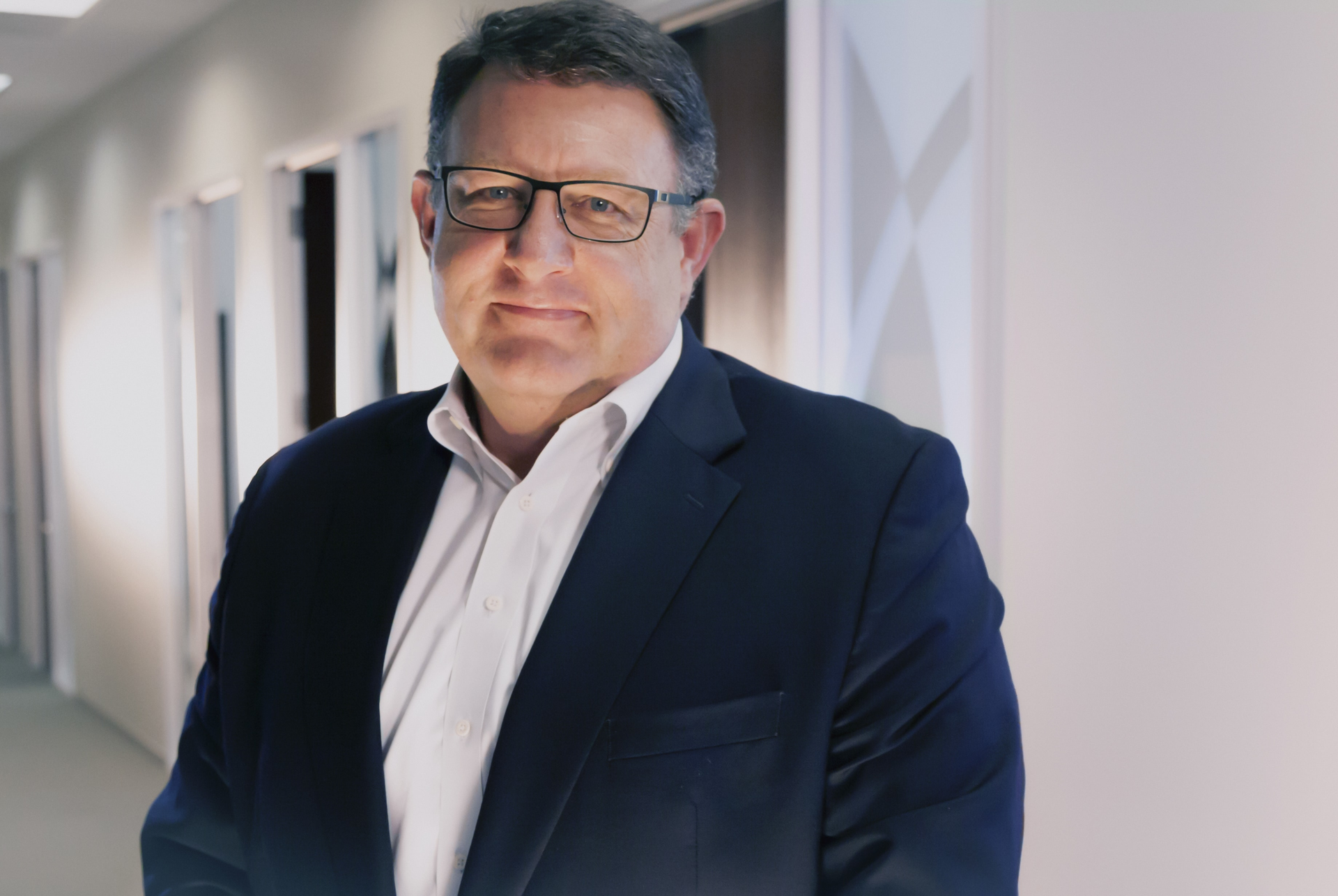 Sml Dean Frew Headshot