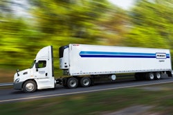Penske Logistics Truck 576061d27ef05 5a5cc28550cb3