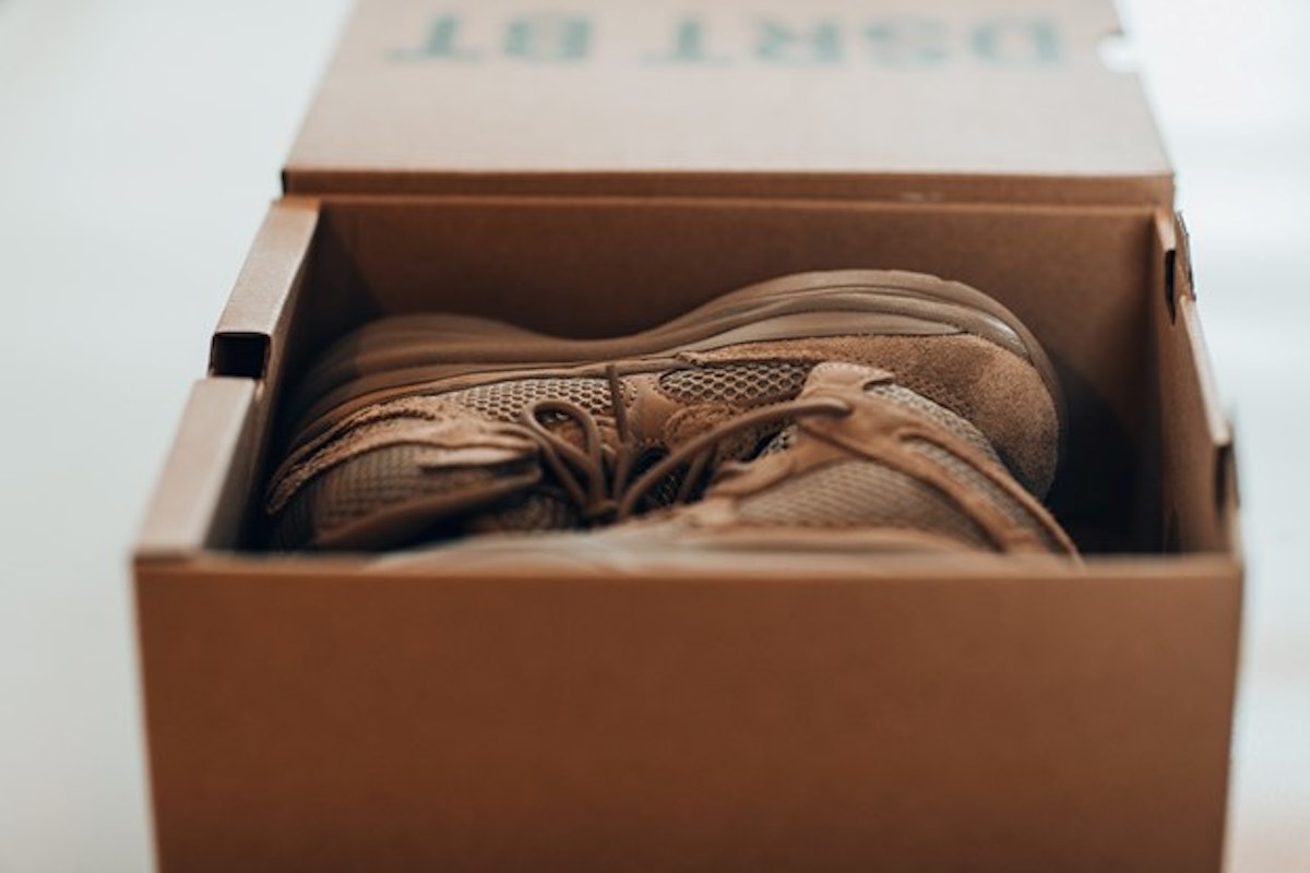 Yeezy supply sales shipping cost