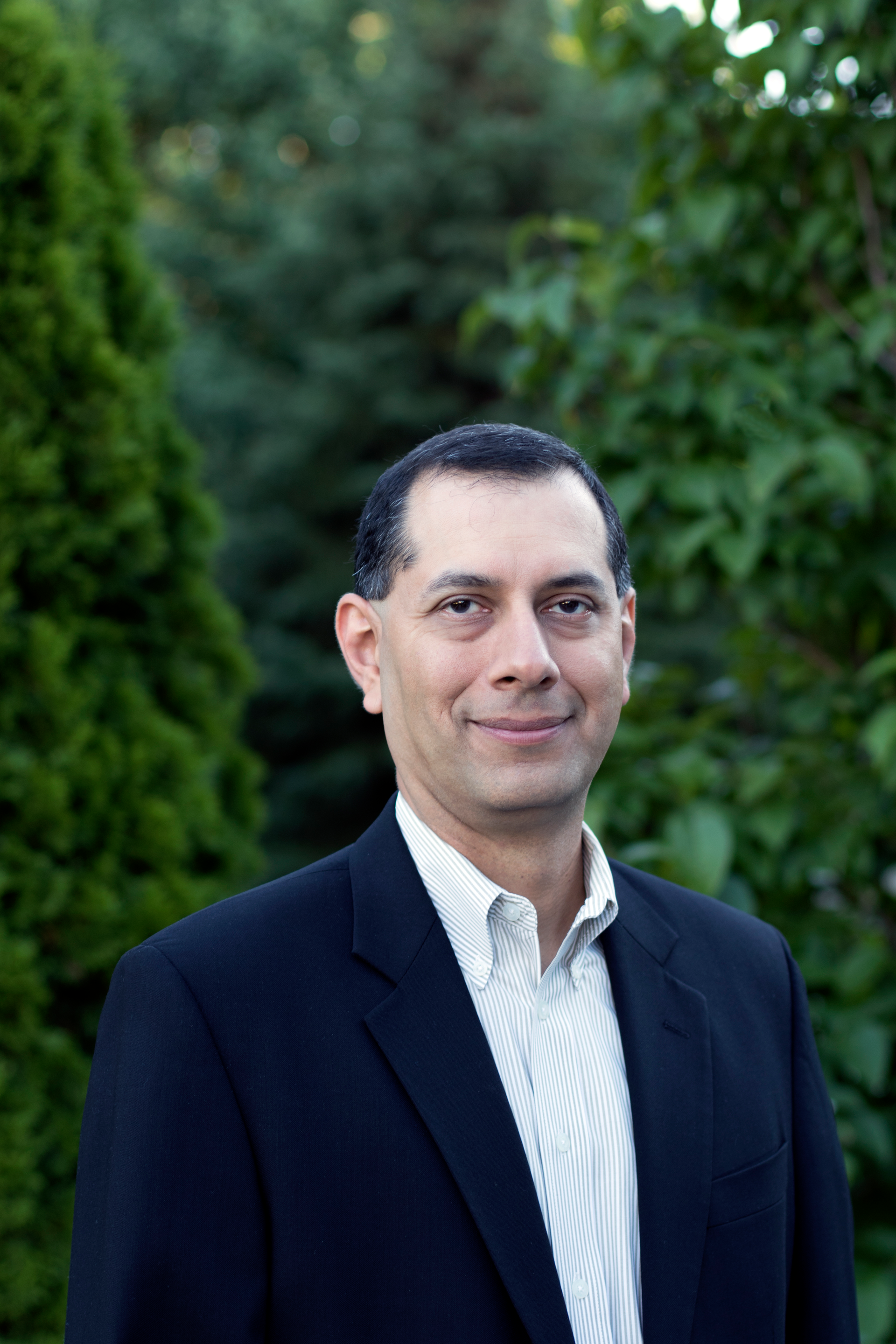 Fico Zahir Balaporia Headshot