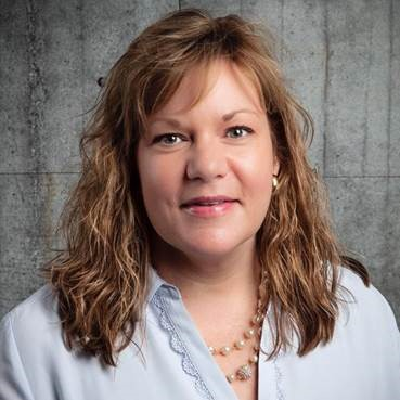 Kontoor Brands Karen Smith Headshot