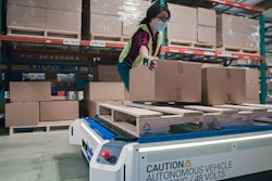 Fetch Robotics Case Picking Solution 3 2