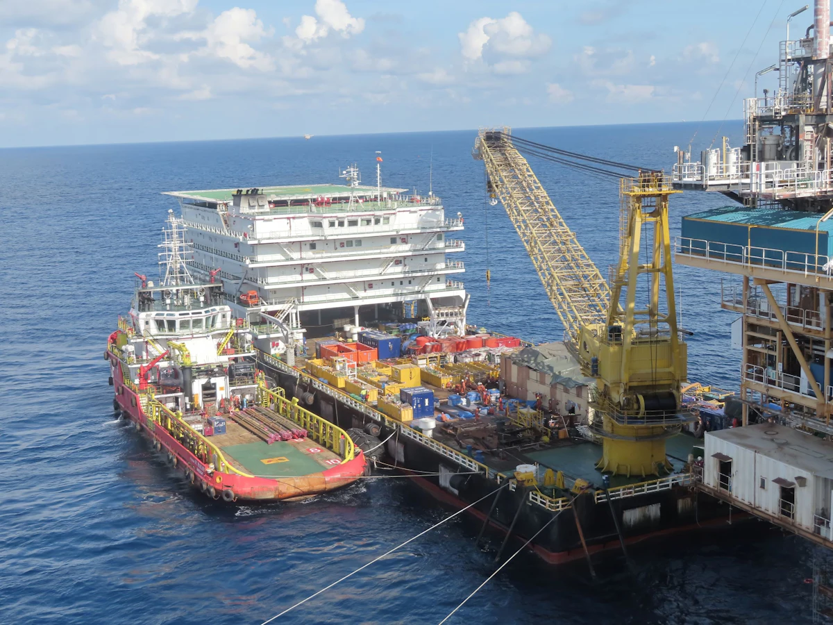 Supply Chain Technology and Vessel Tracking: A Better Approach to Barge Logistics Supply Chain Technology and Vessel Tracking: A Better Approach to Barge Logistics