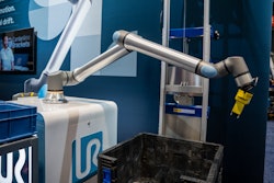 Universal Rrobot 8 Long Bin Picking Fabtech 1