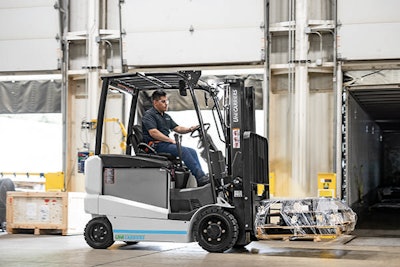 Uni Carriers Bxcq Electric Forklift
