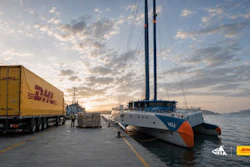 Dhl Vela